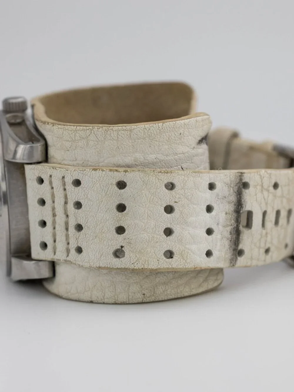 Fossil JR9407 White Leather Cuff Watch Quartz Analog Women's Fresh Battery